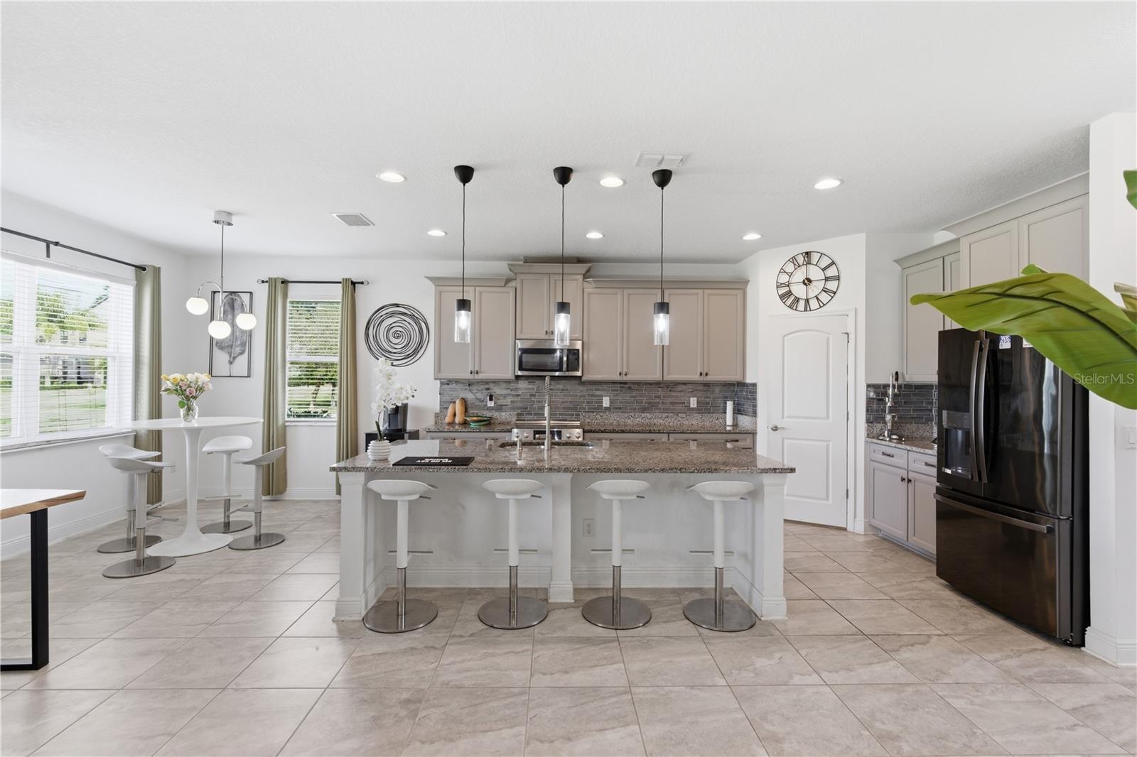 9714 PROVENCAL AVENUE