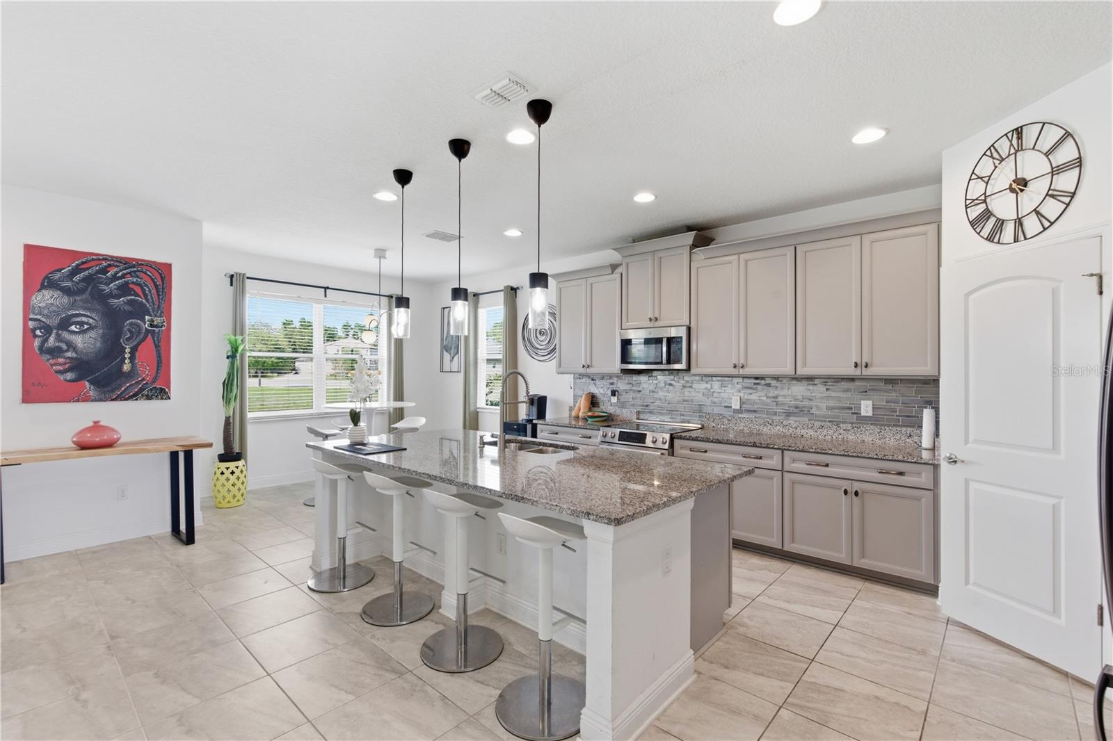 9714 PROVENCAL AVENUE