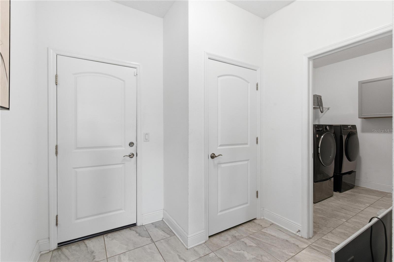 9714 PROVENCAL AVENUE