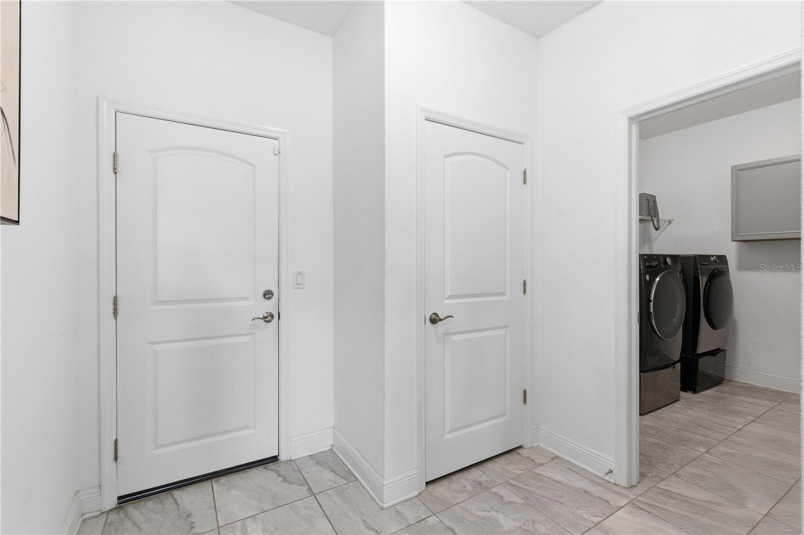 9714 PROVENCAL AVENUE