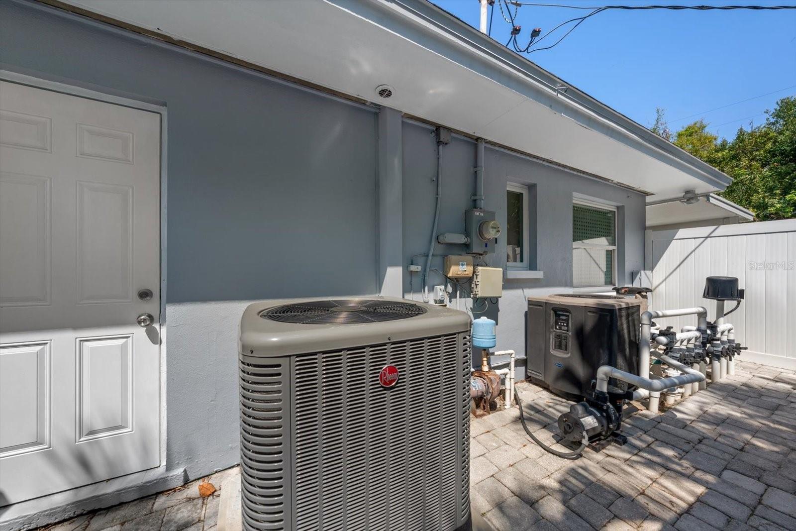 A/C and Side door to Garage