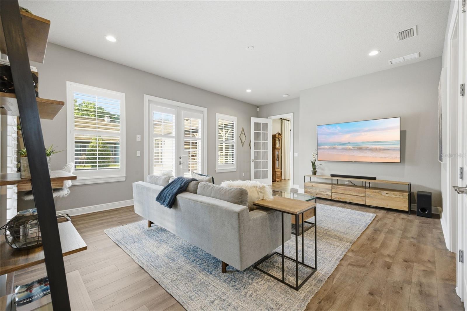 Bonus Room, access to Private Lanai, Pool