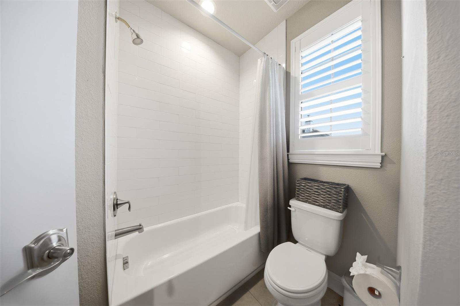 Bath 2 with Tub/Shower