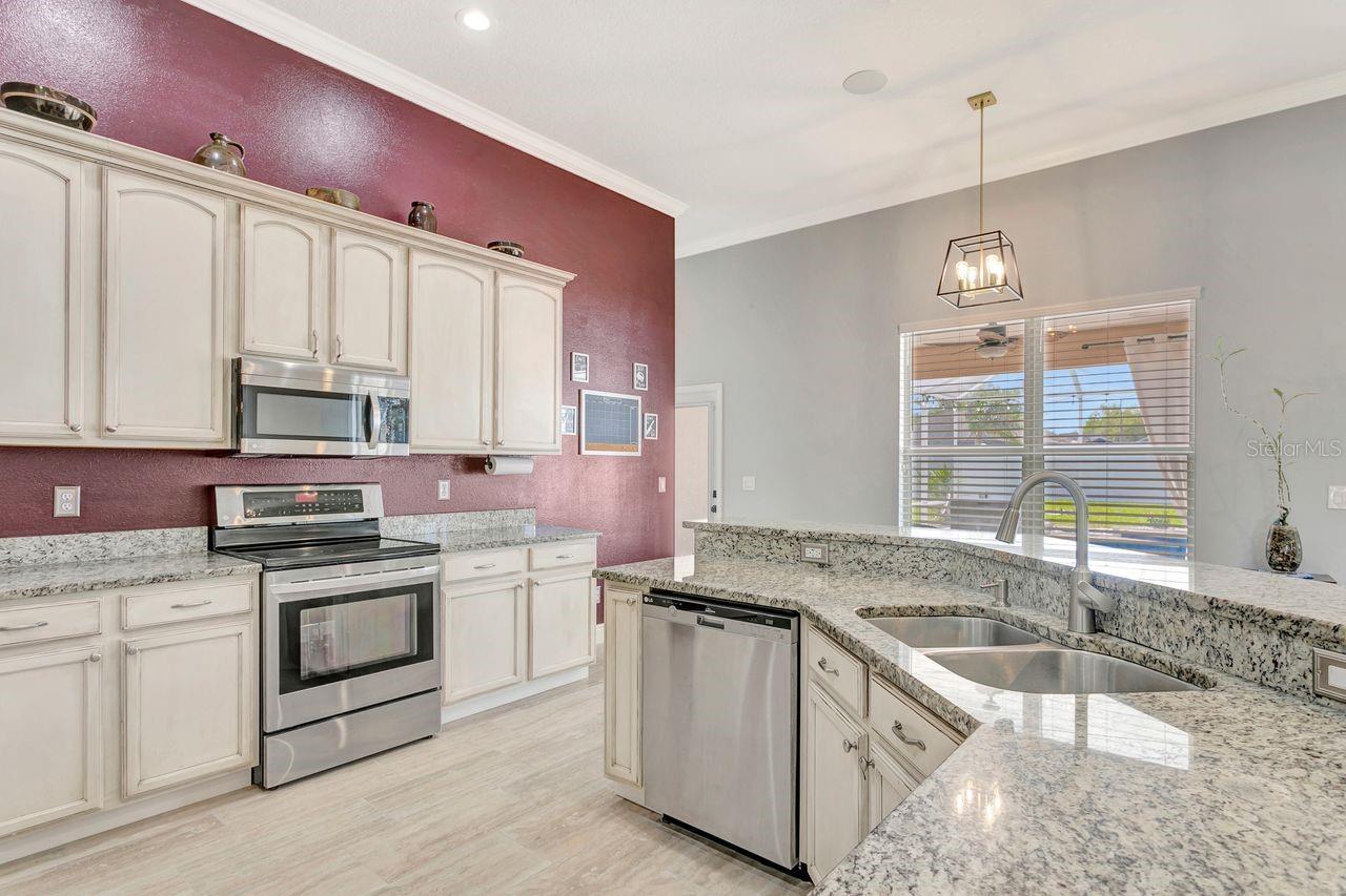 Kitchen with Plenty of Cabinet & Counter Space and adjacent Eat-In Kitchen Space