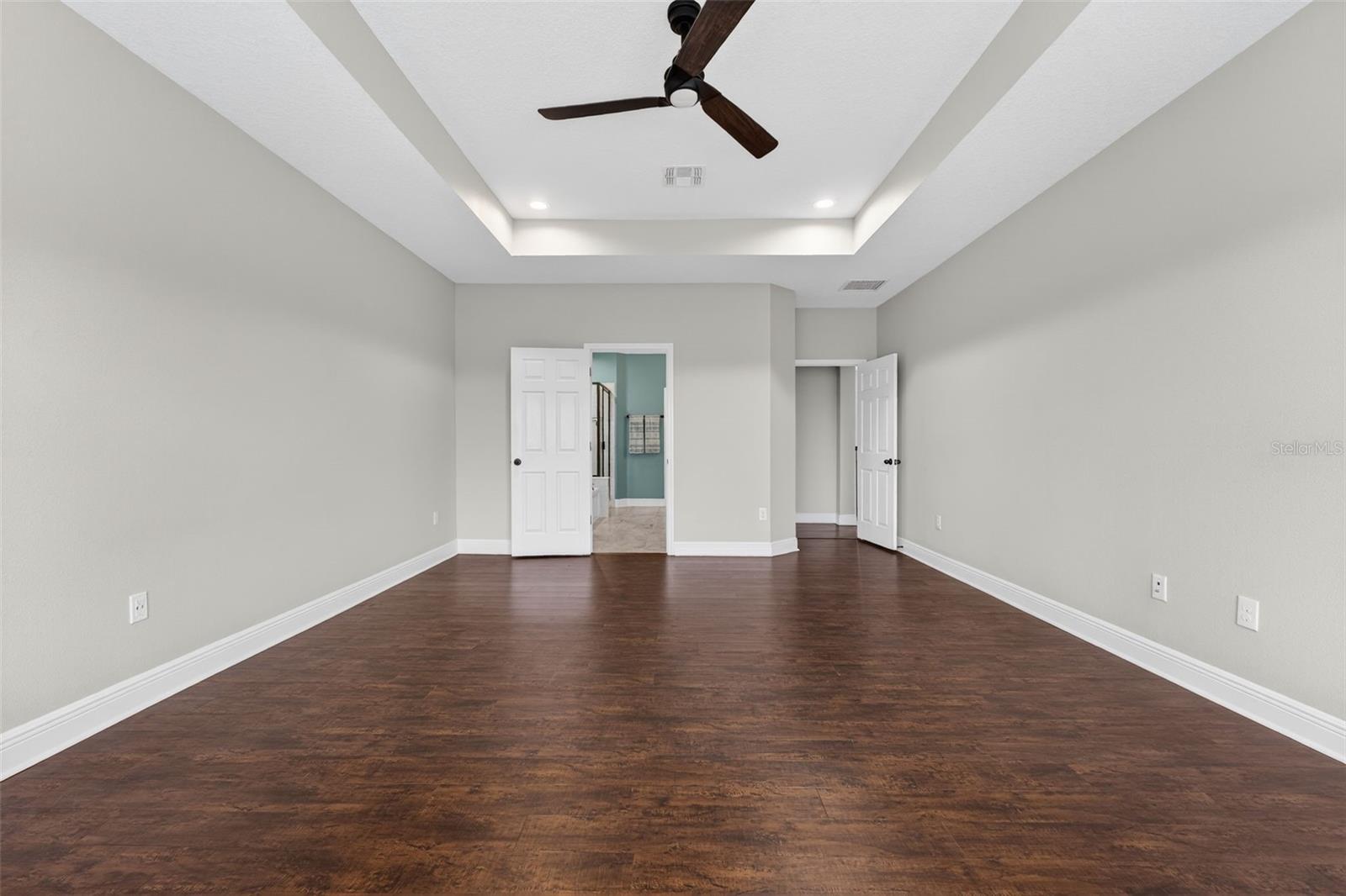 View looking to En Suite Bathroom