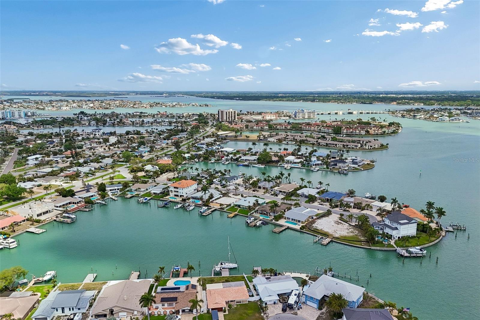 TB8492674