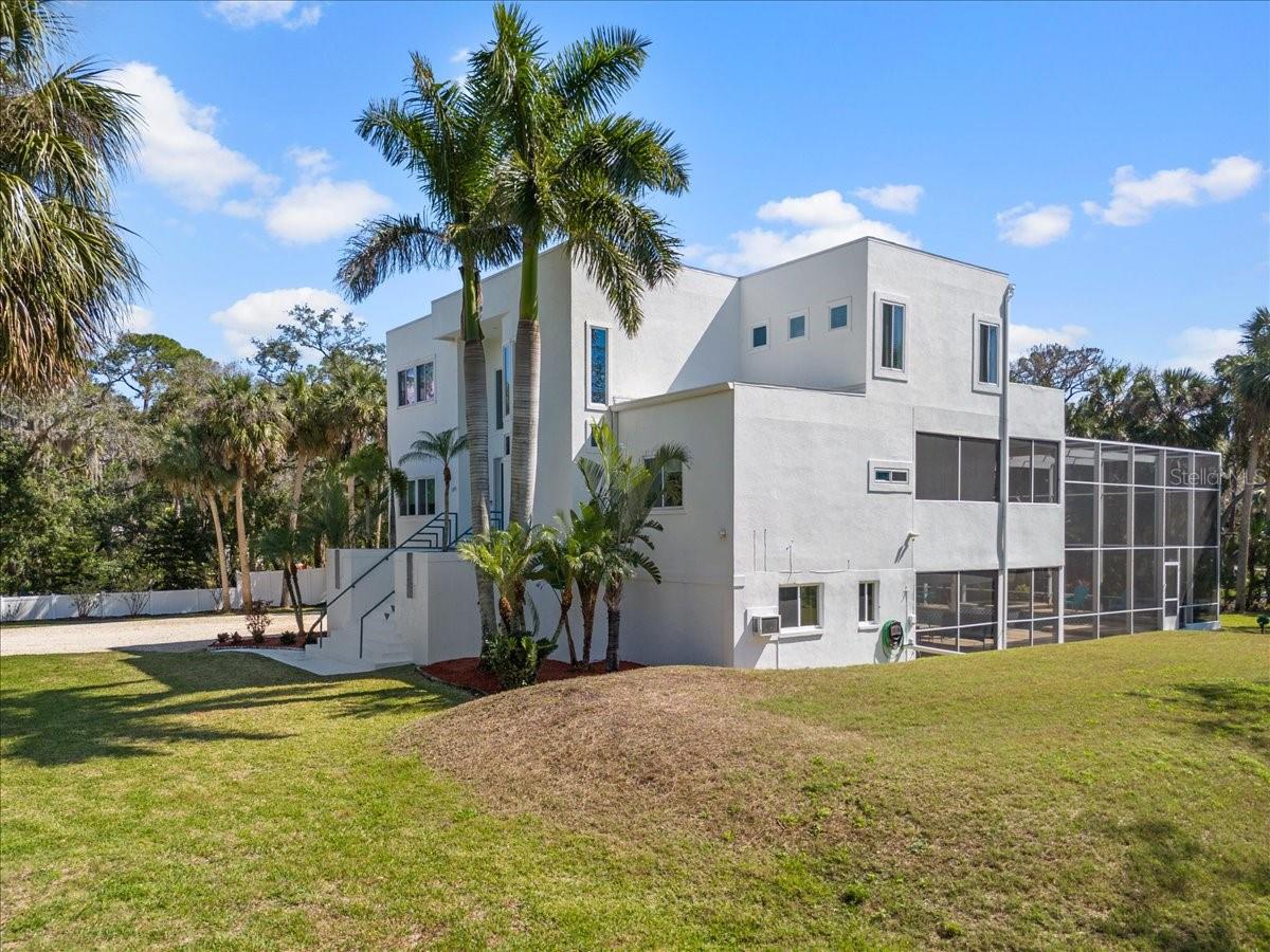1.01 acre fully fenced lot