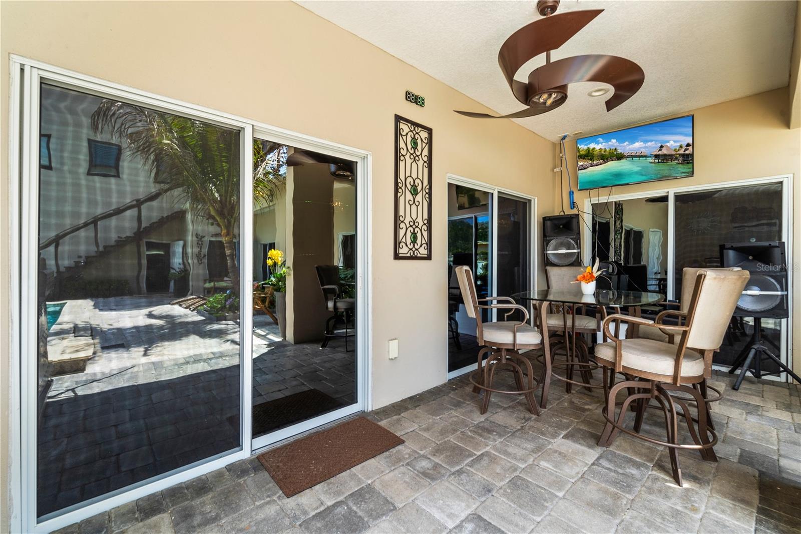 Covered Patio Area