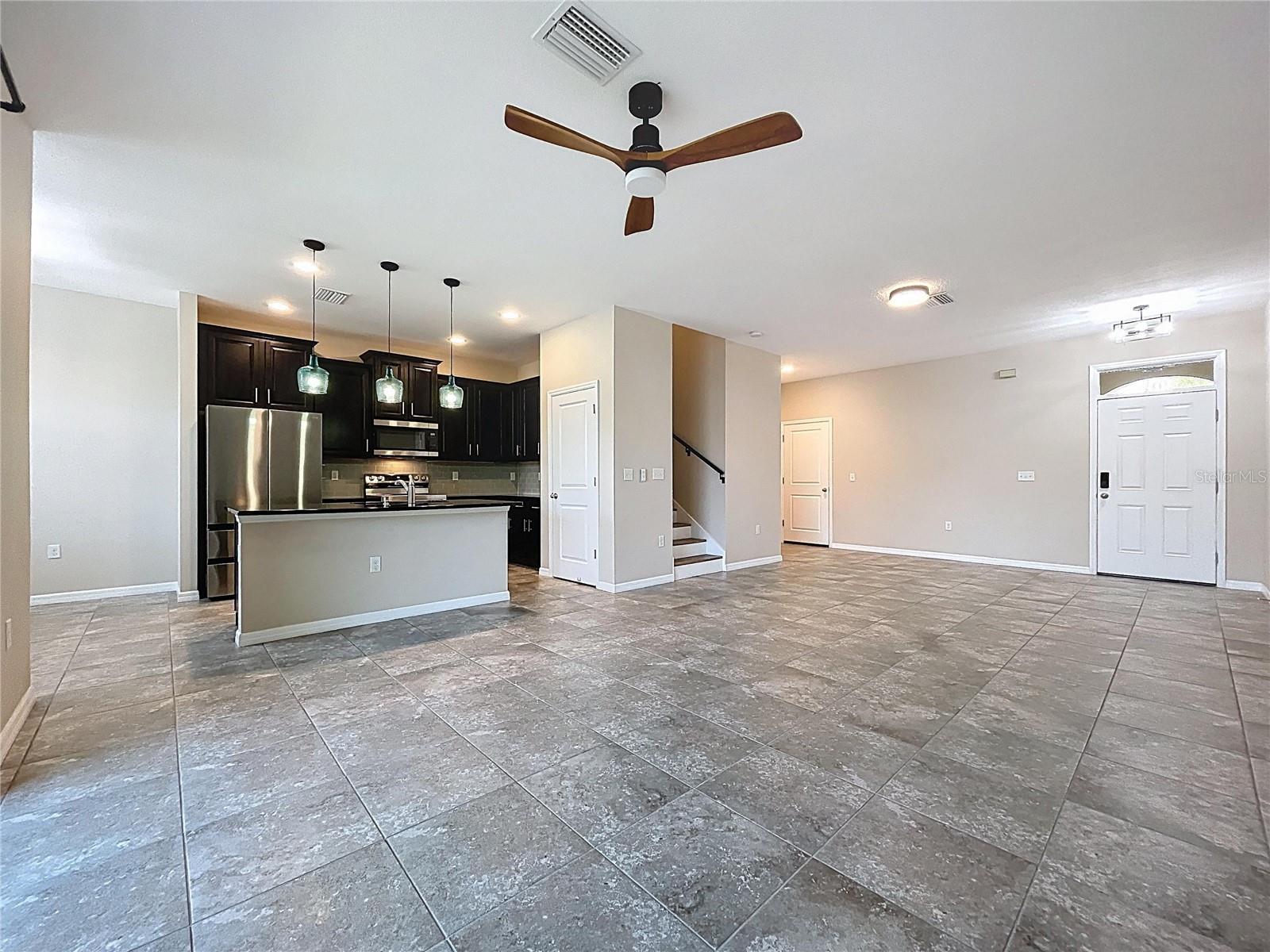 Living / Dining Area