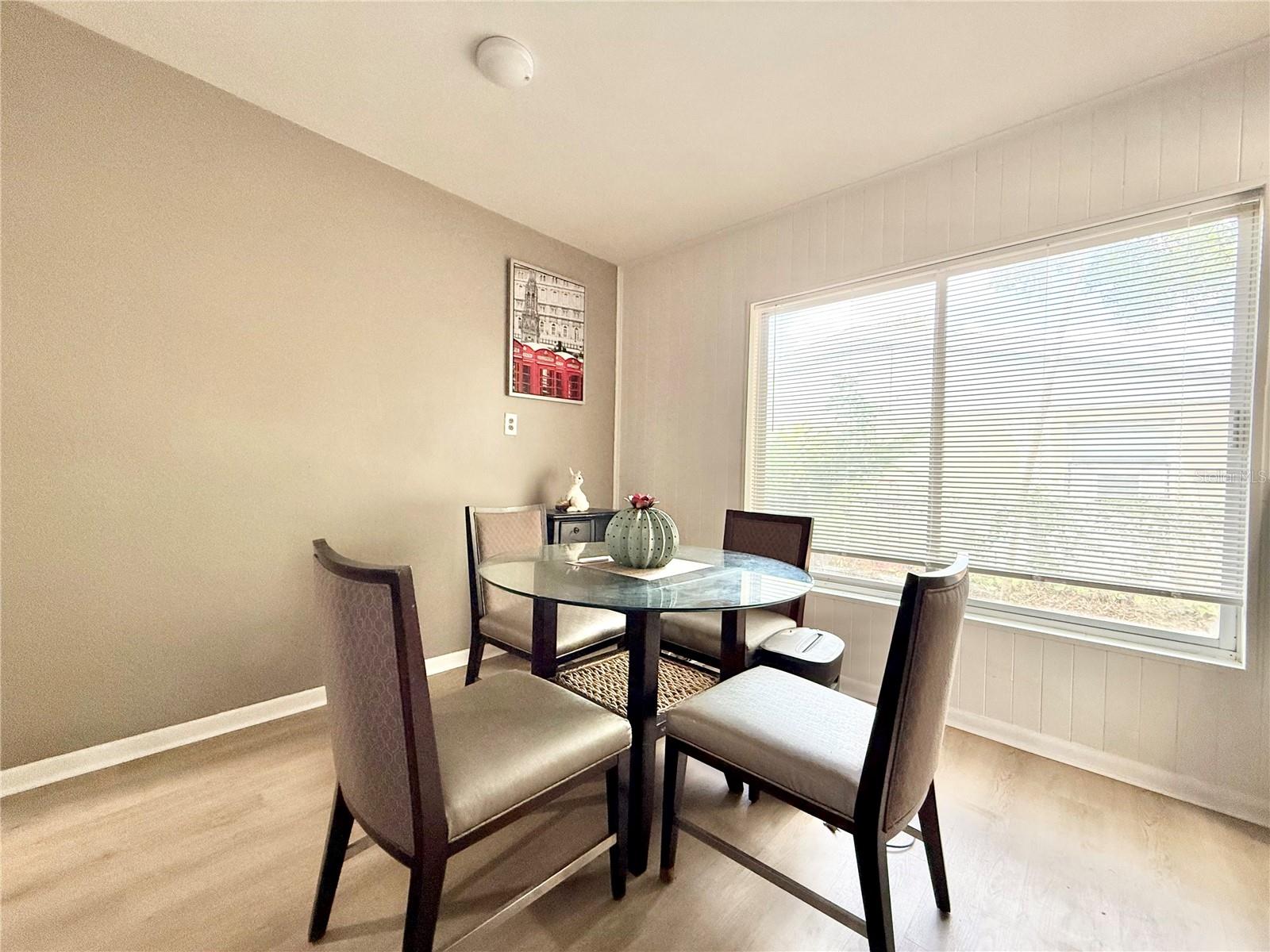 office/den/bonus room