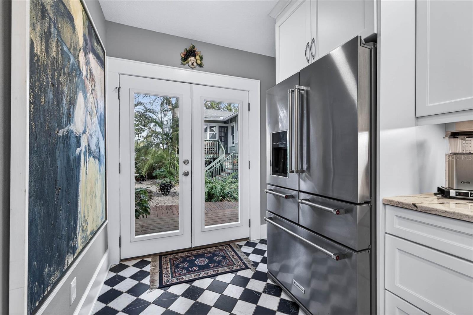 Professional-Grade Stainless Steel Refrigerator