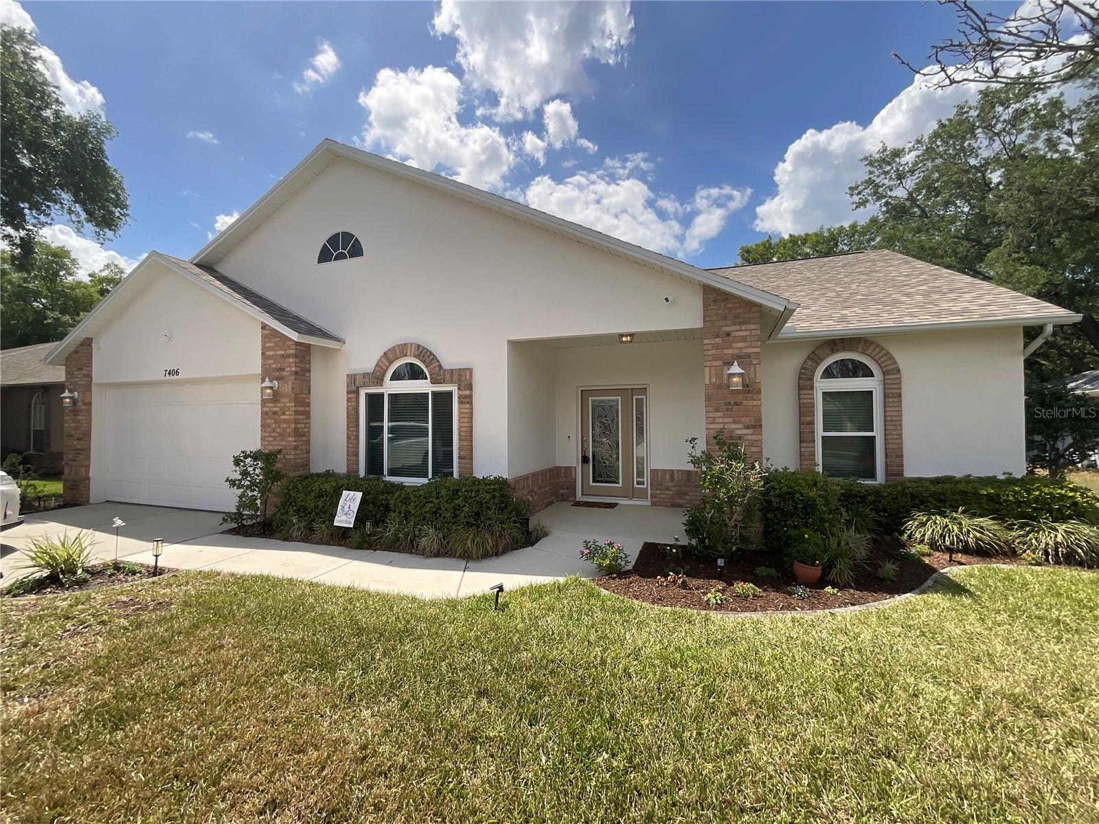 7402 Mint Julep Drive... Welcome Home