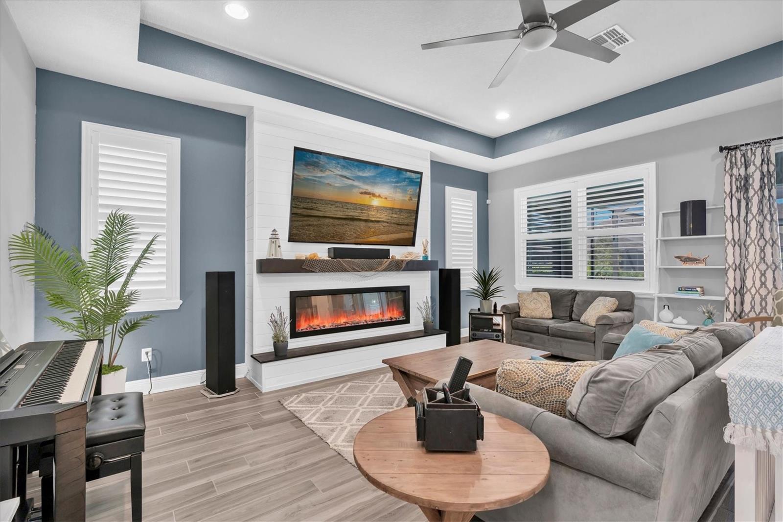 LIVING ROOM WITH FIREPLACE