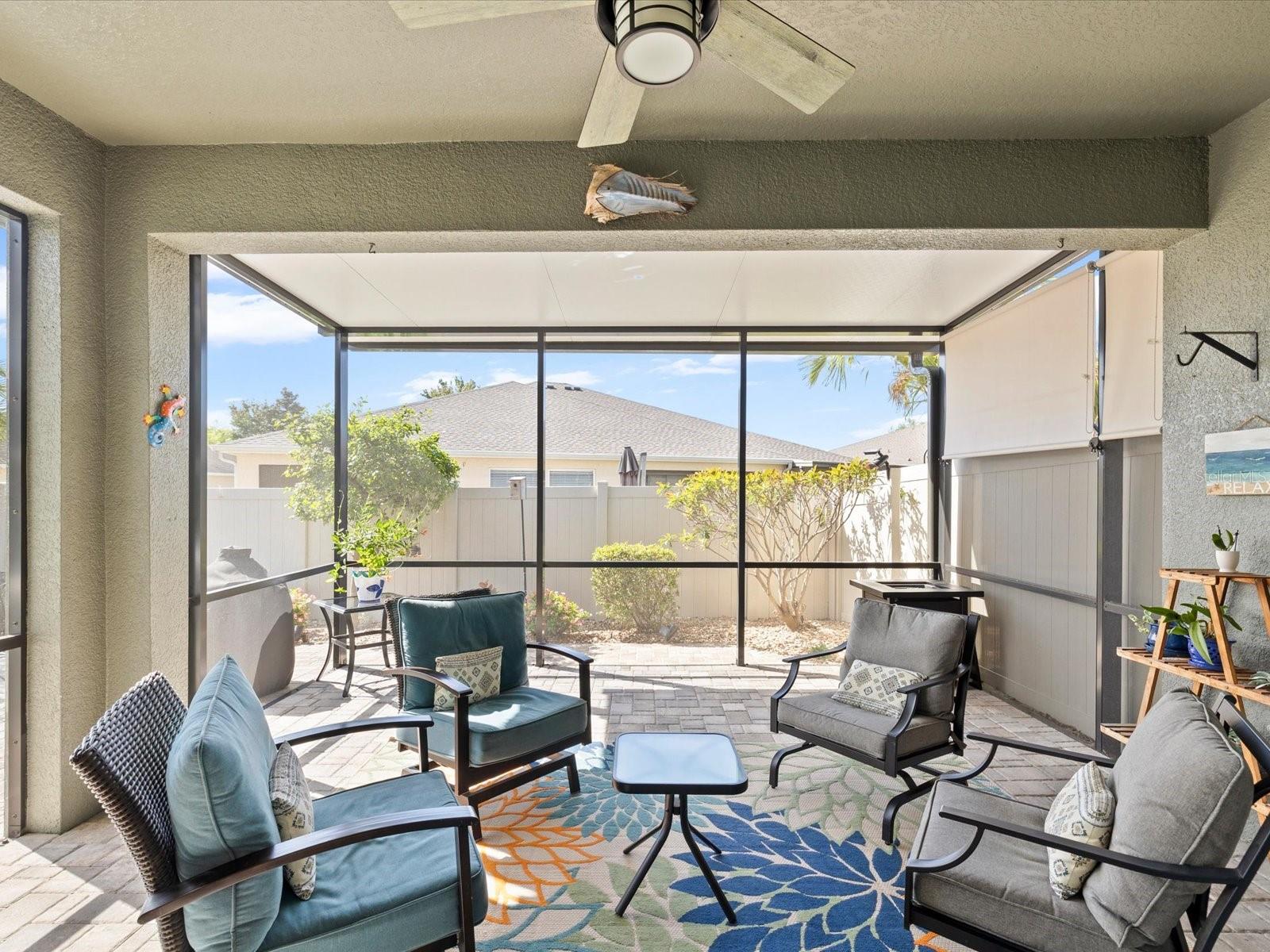 Huge enclosed screen patio