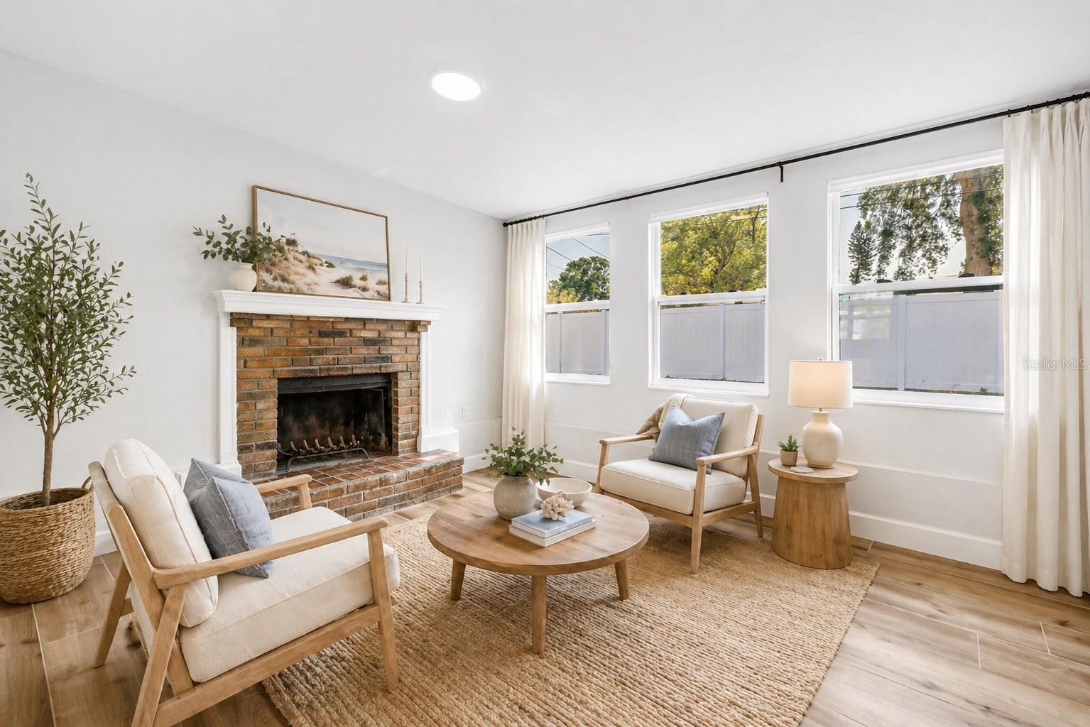 Florida room - staged