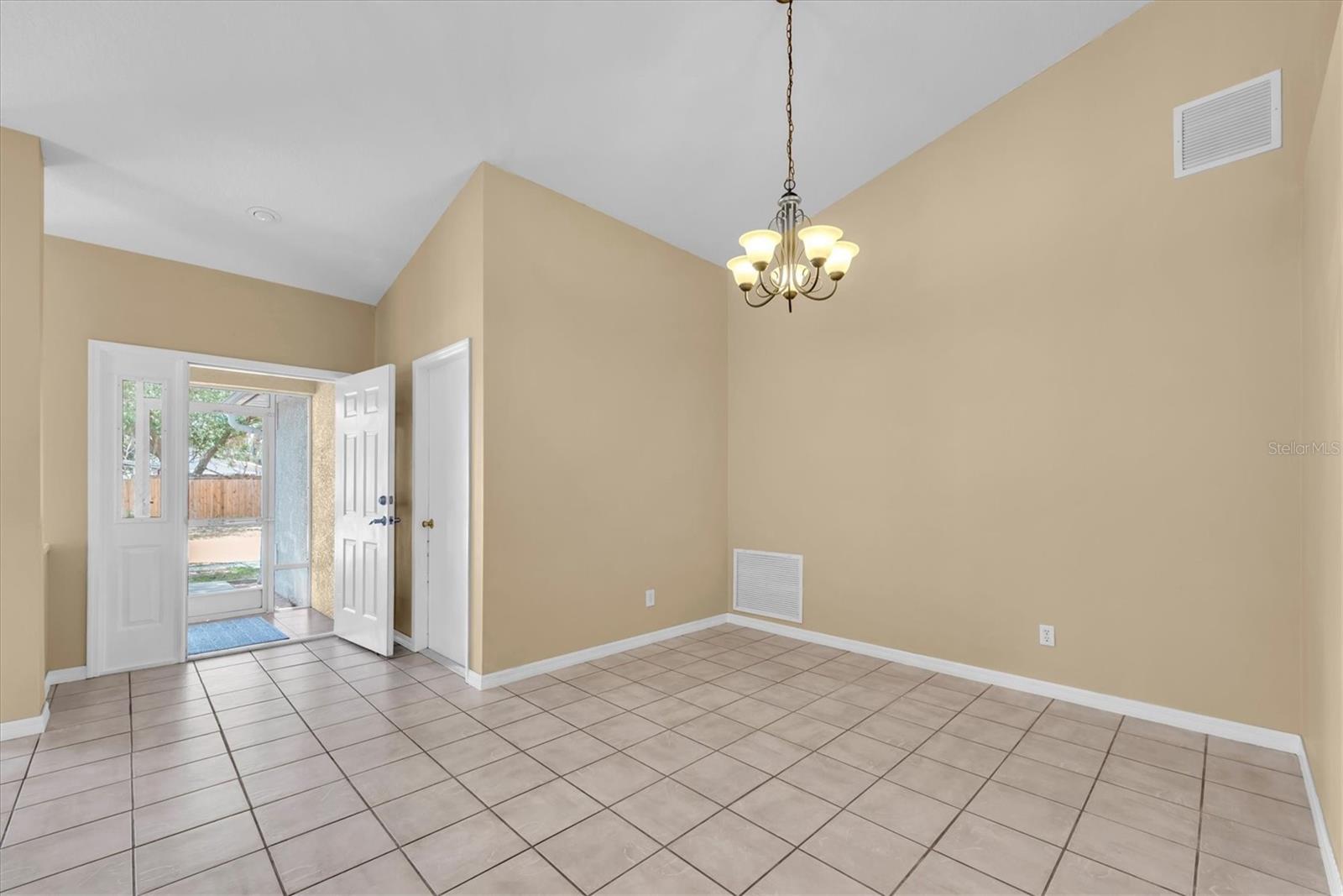Formal Dining