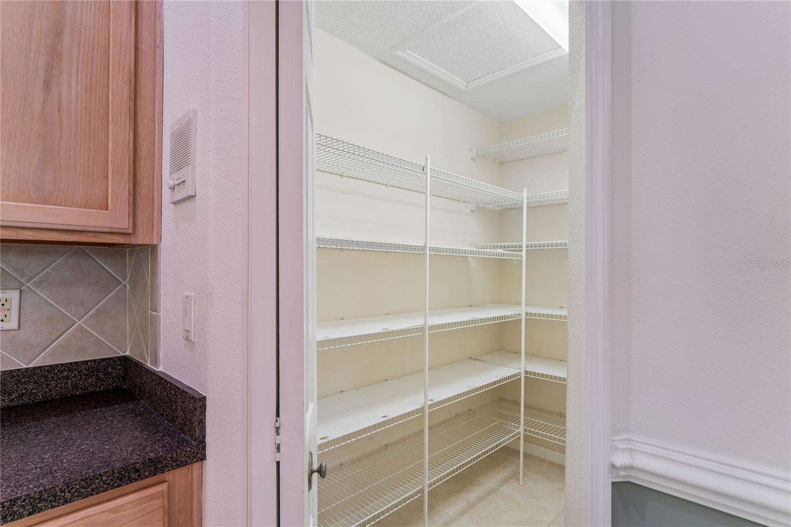 Walk in pantry