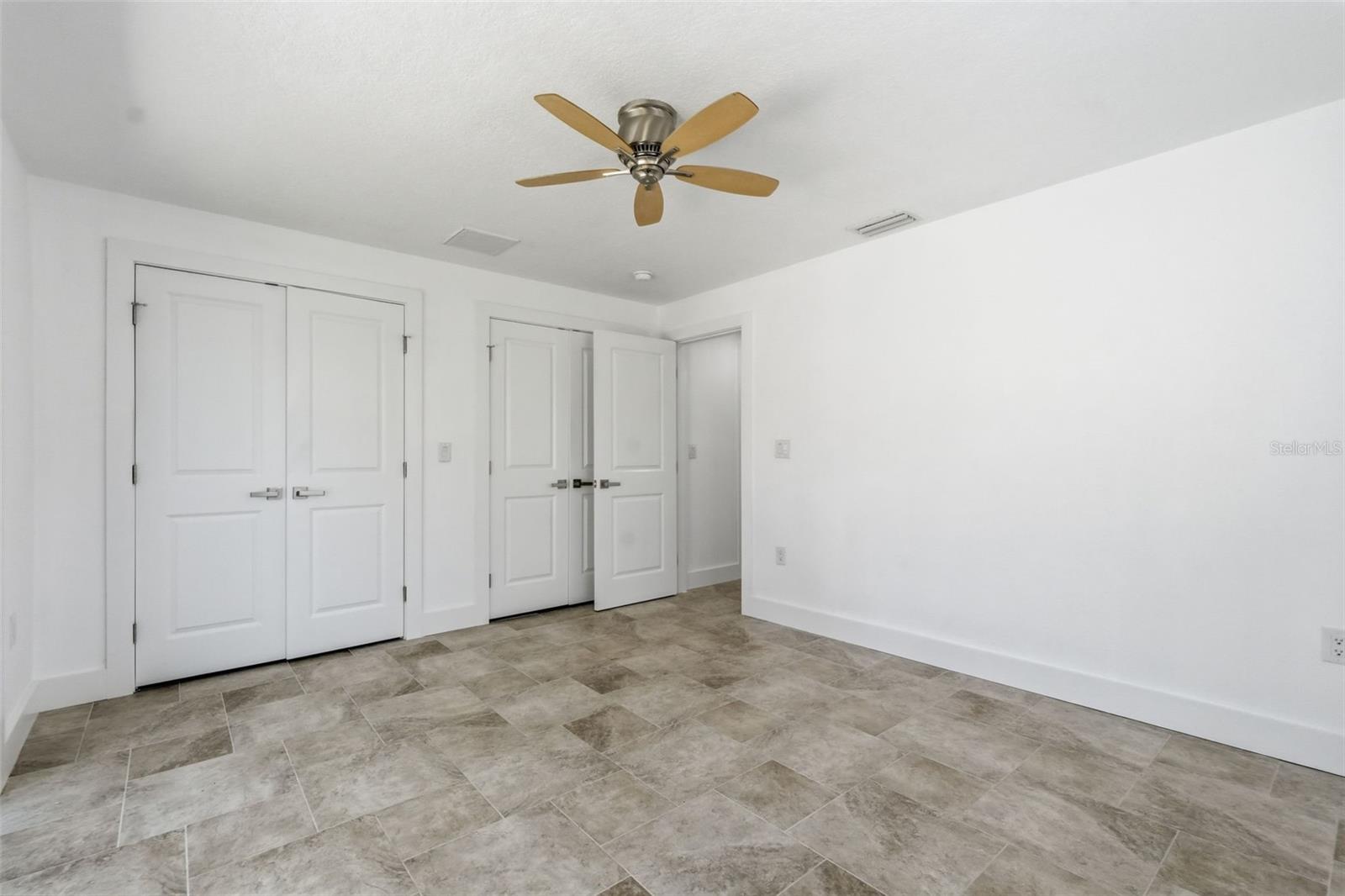 Bedroom 3 - Dual Closets