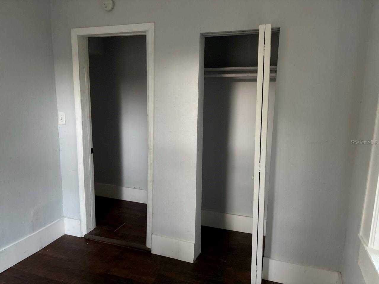 TB8493280