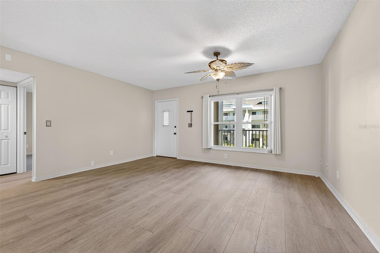 Laminate floors throughout