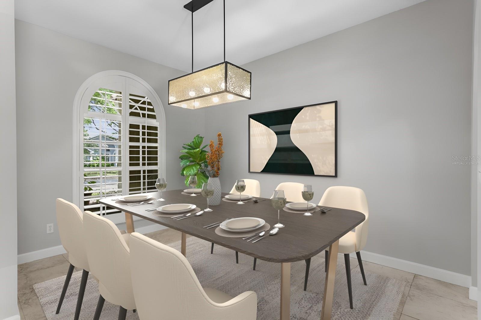 Dinning Room Virtually Staged