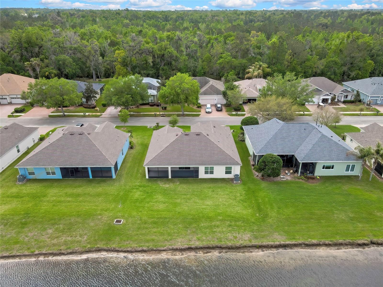 W7884480