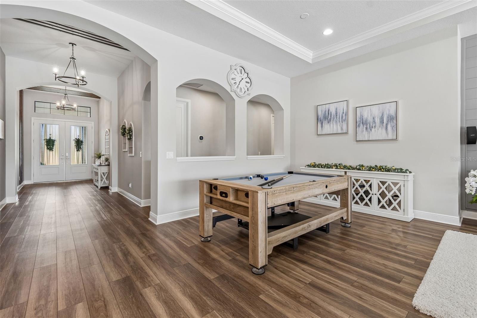 Dining Area (currently being used as pool table area