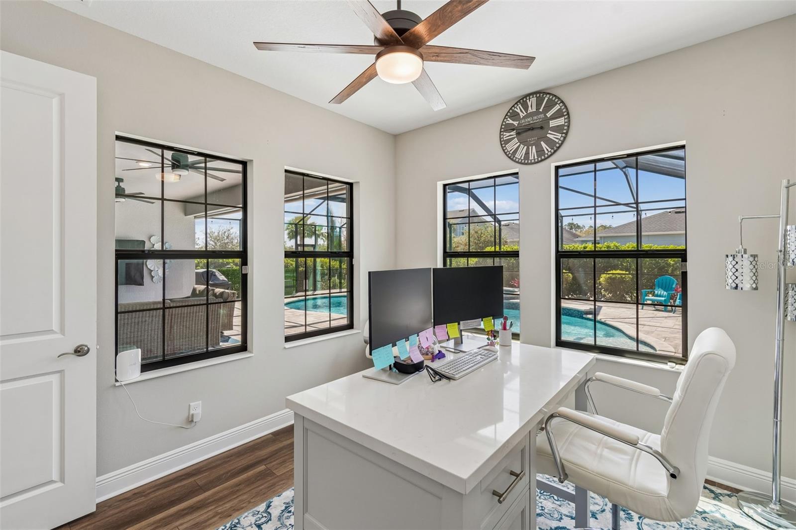 Office/Den/Flex Space