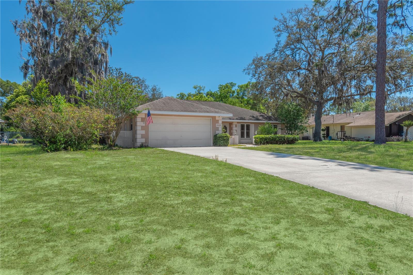 Welcome Home!!  Great property to use your creative touch to turn into a "brilliant diamond".