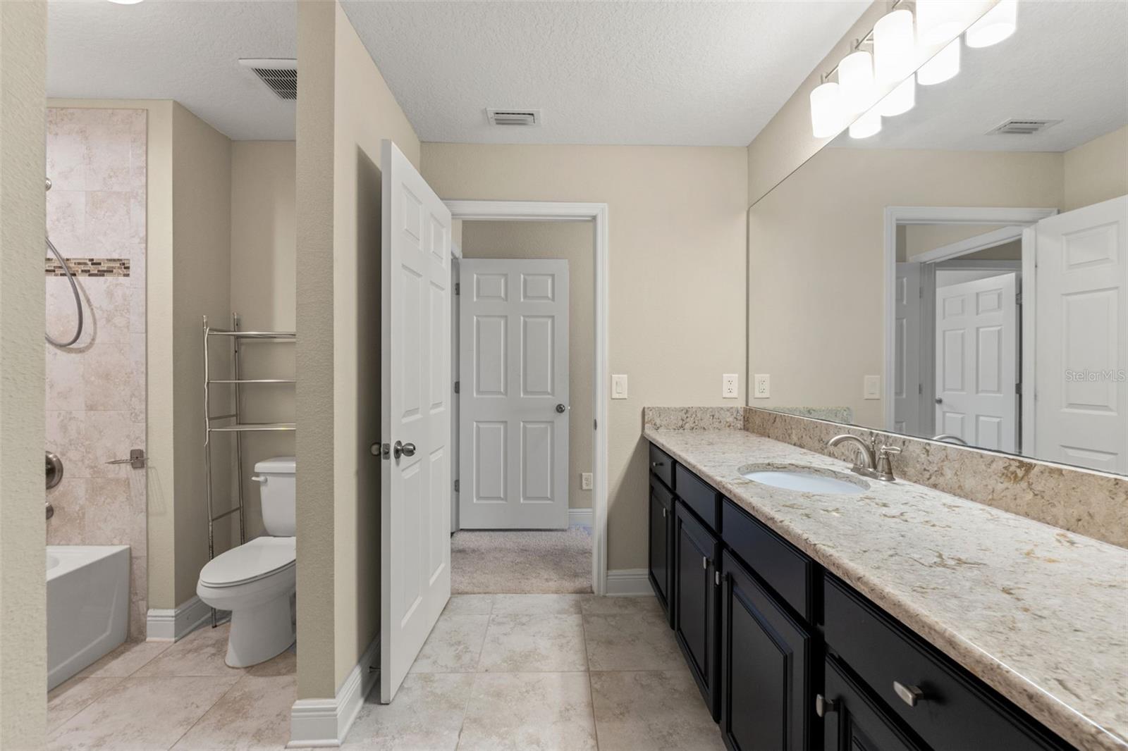 upstairs bathroom #1