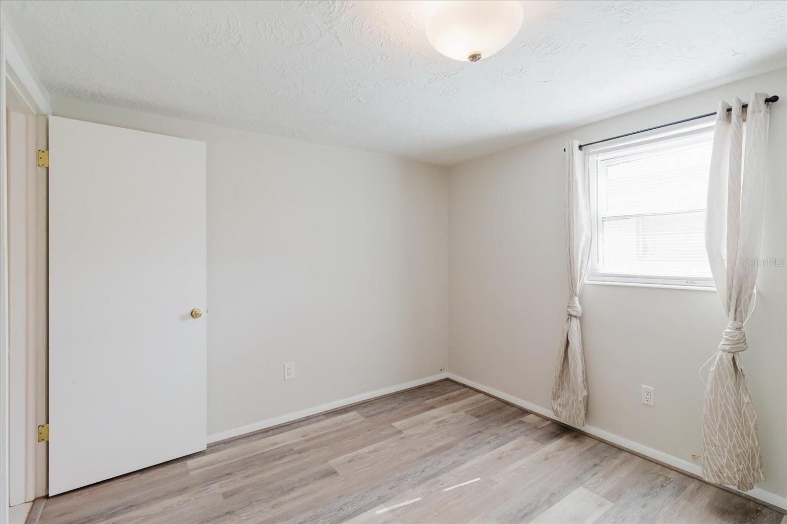 View In The Second Bedroom In Front Of The Closet