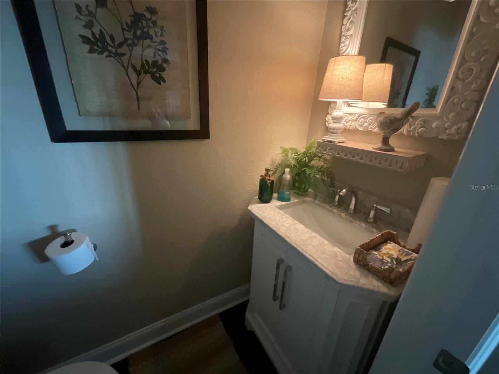 1/2 bath