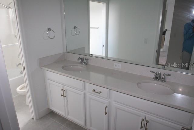 Upstairs Jack and Jill Bathroom