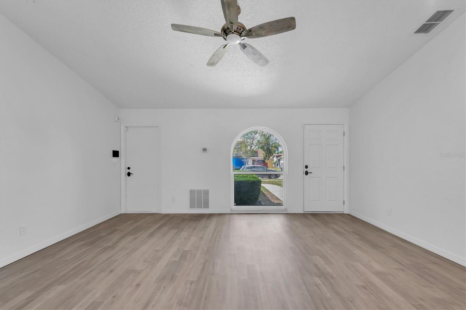 Gorgeous new Luxury vinyl flooring!!