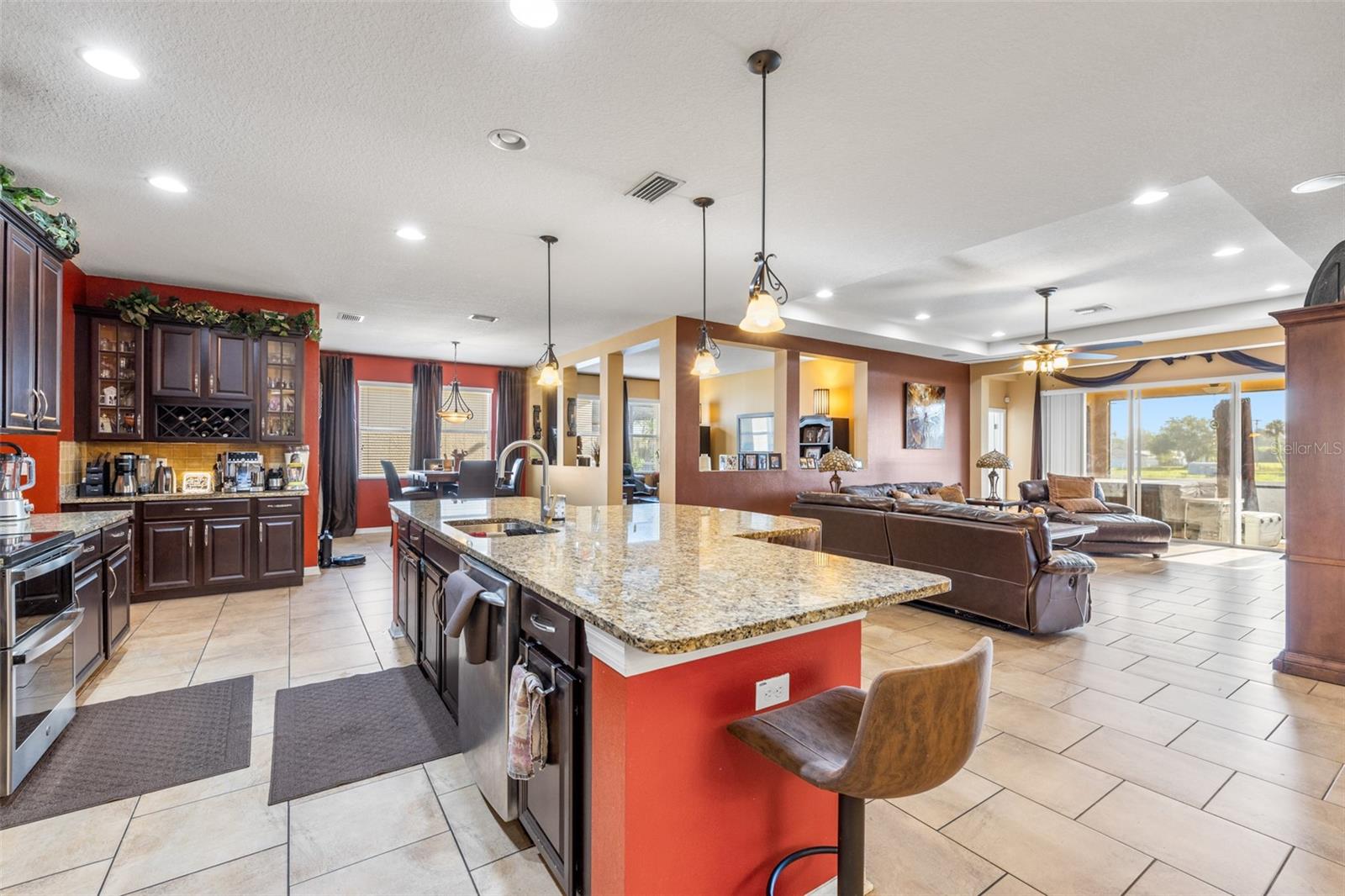 TB8493690
