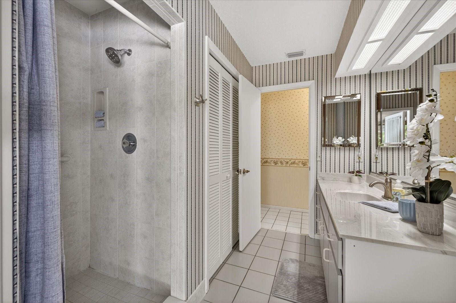 Guest Bathroom #2 (pool)