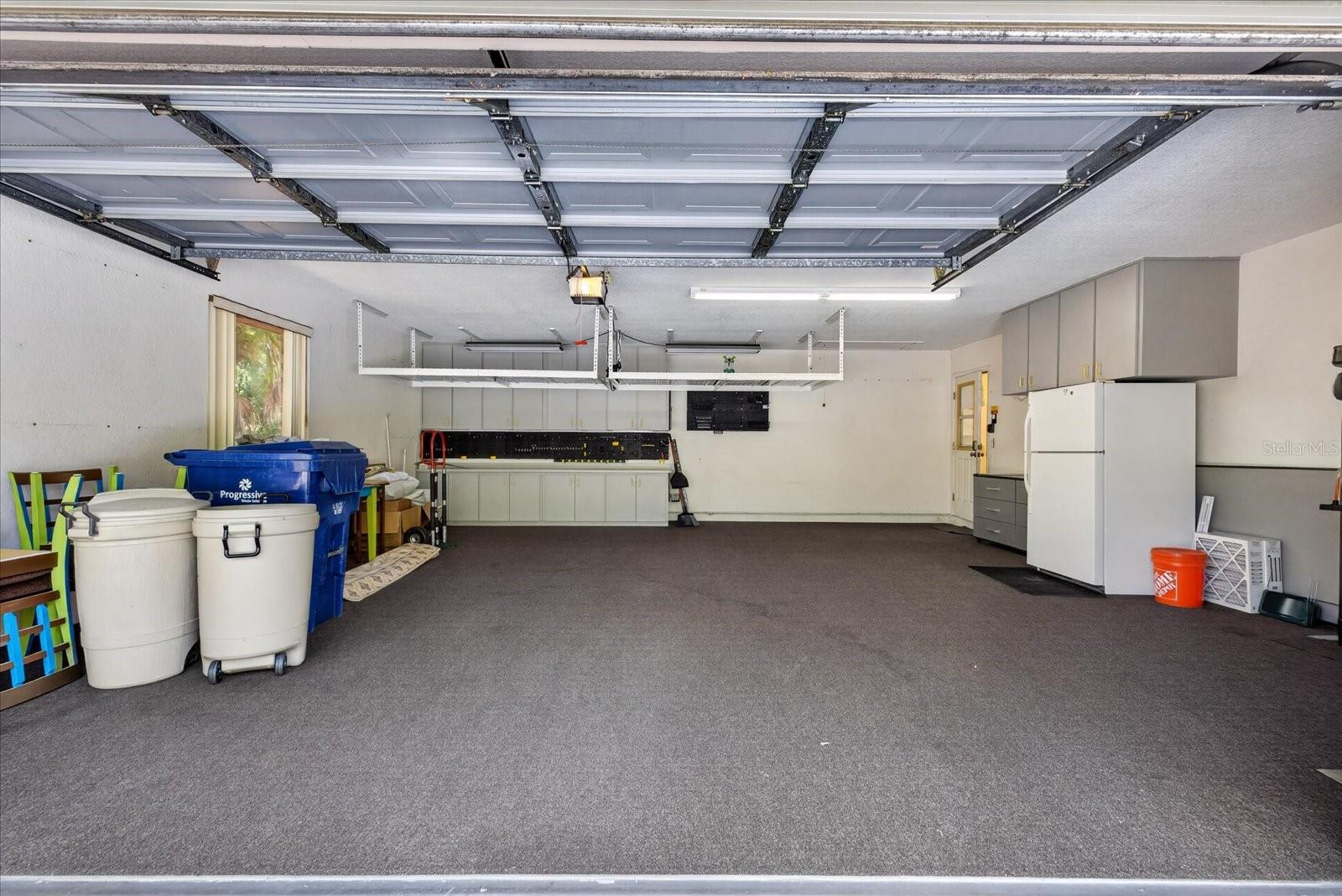 Large oversized 2 car garage