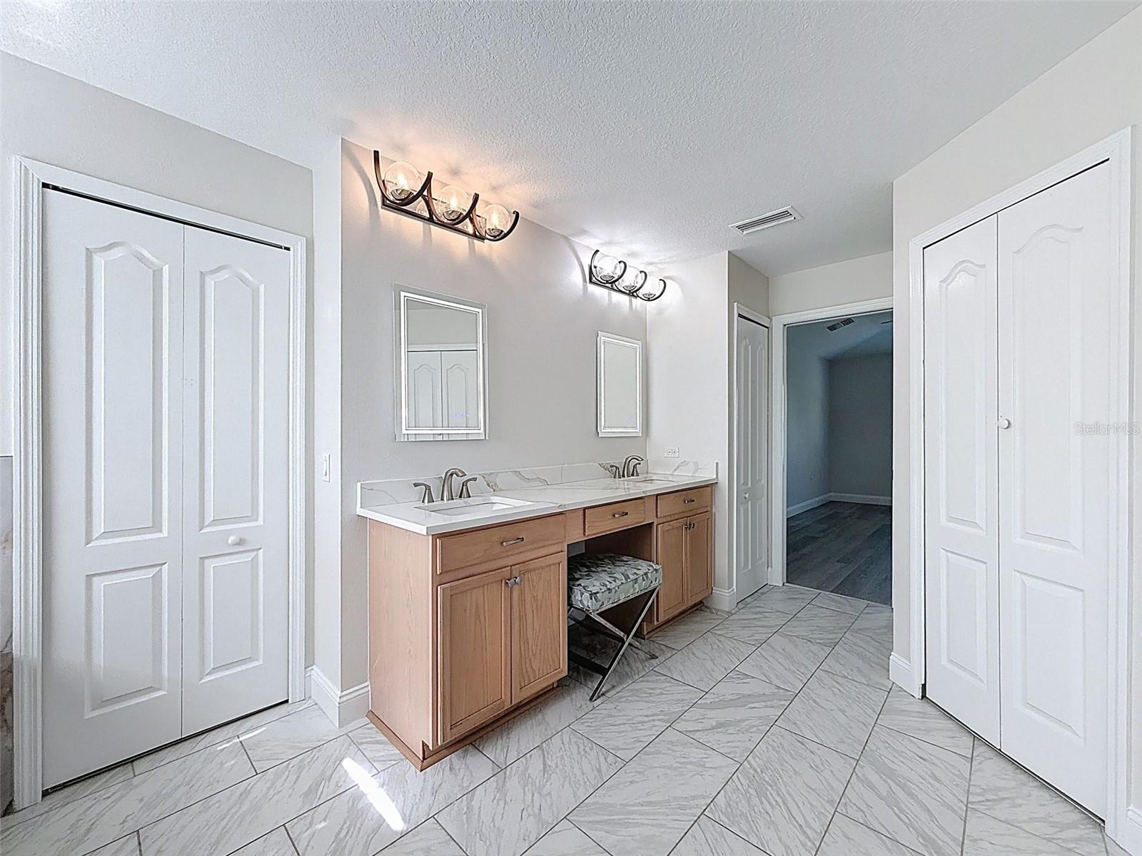 Master dual vanities