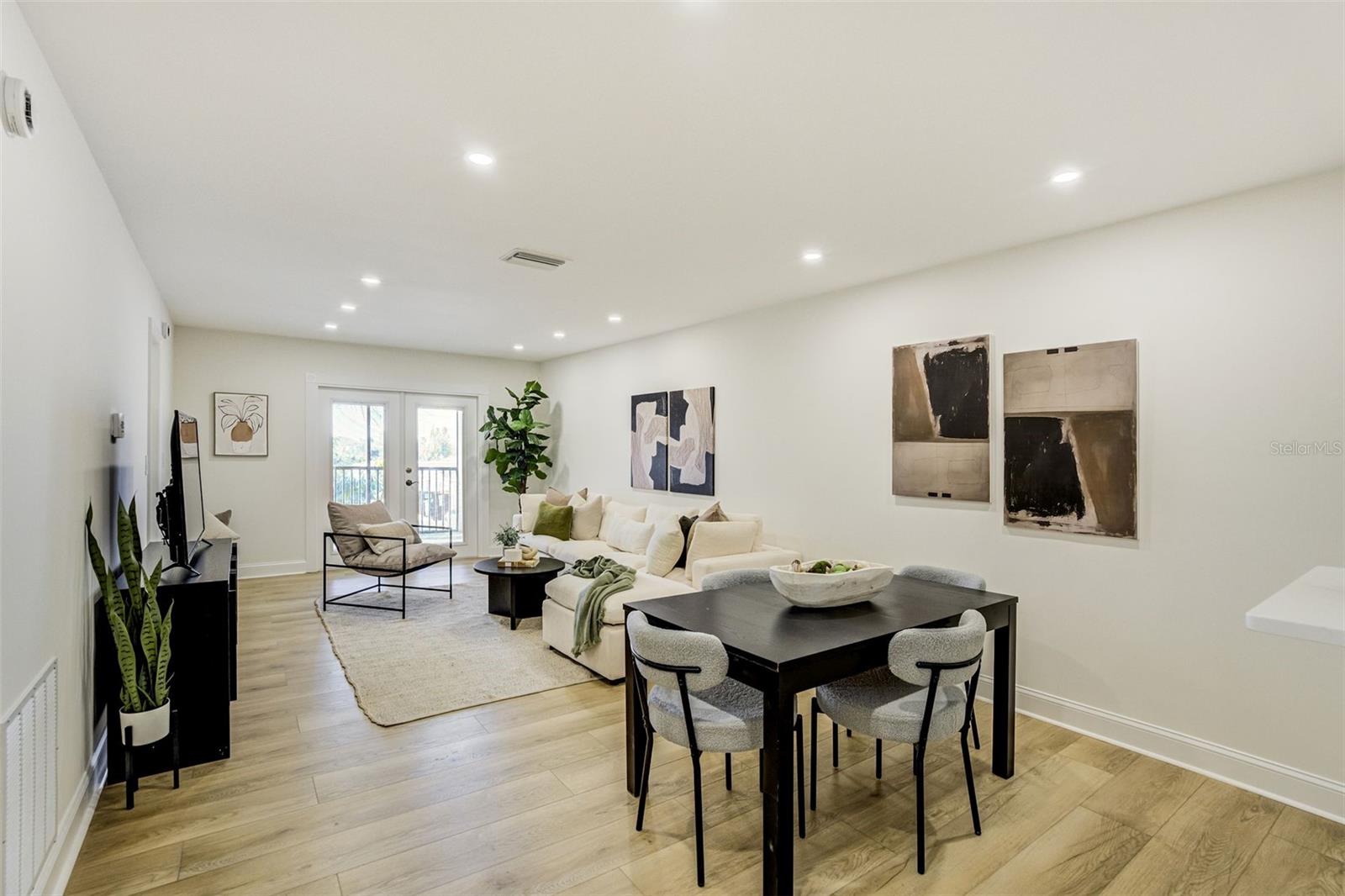 Living/Dining Combo