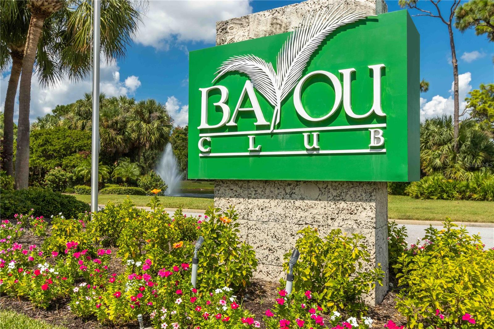 Bayou Club Estates Grand Entrance.