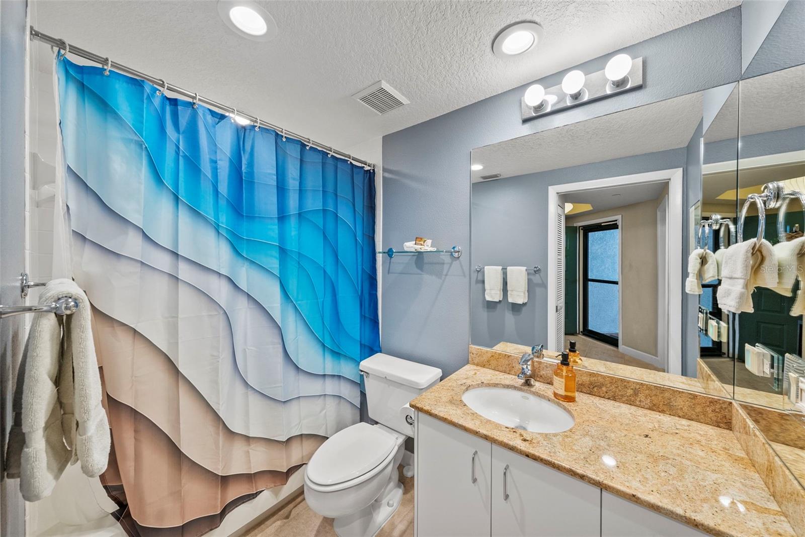 2nd Bathroom