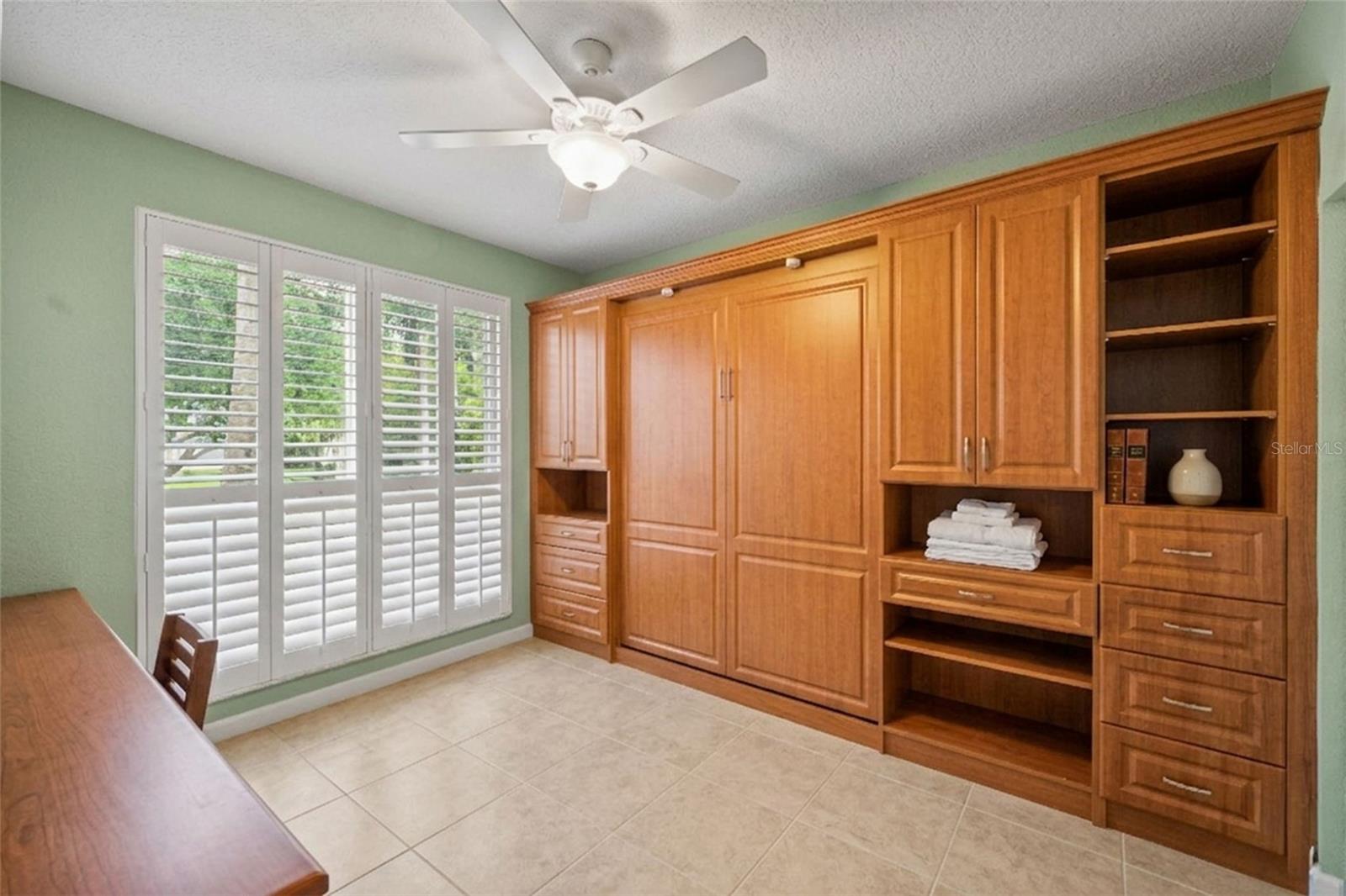 2nd Bedroom, Built-In Murphy Bed & Desk