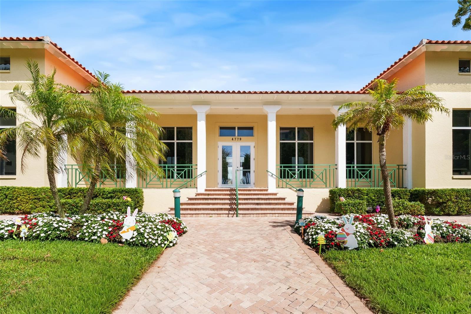 Club House
