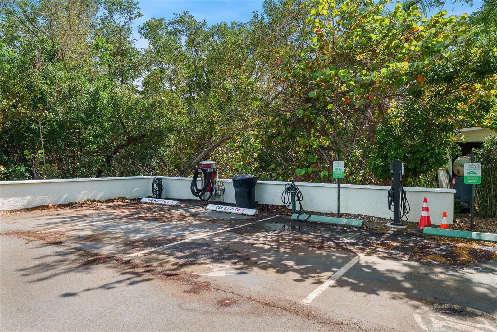 Cash Wash Area