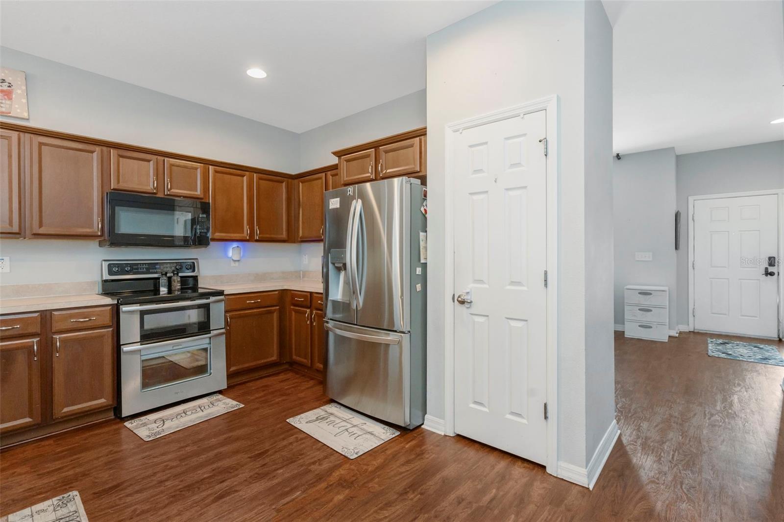 kitchen - Stainless Appliances-Pantry