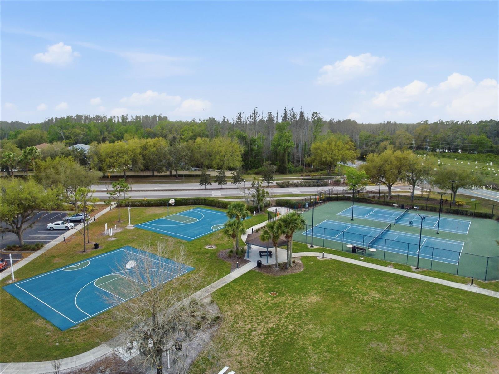 Community Tennis & Basketball