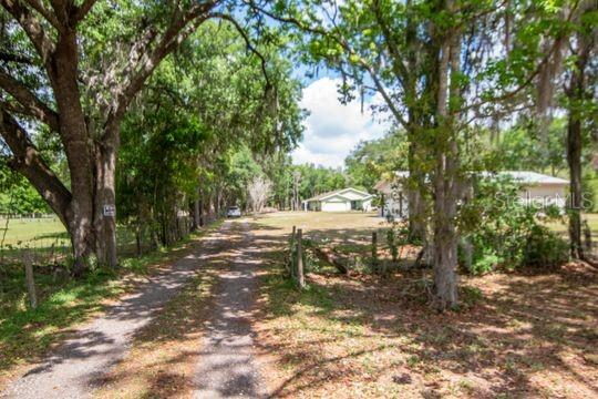 Deeded driveway 1