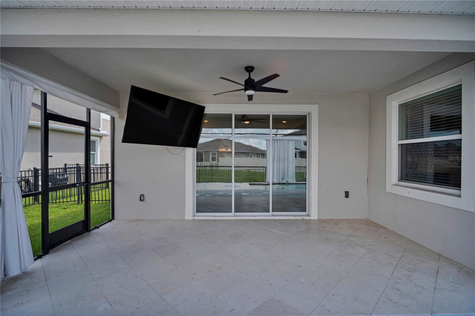 TB8494101