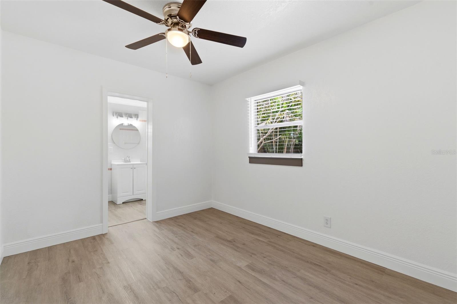 Master BR Front Angle