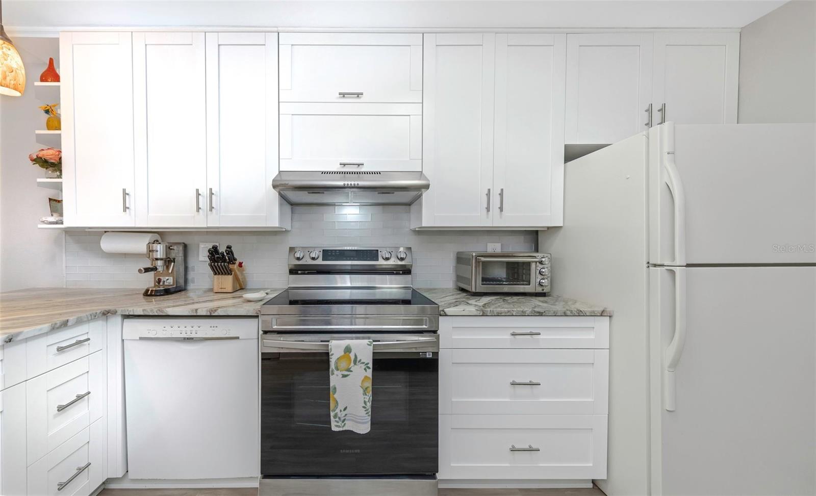Kitchen - Side View